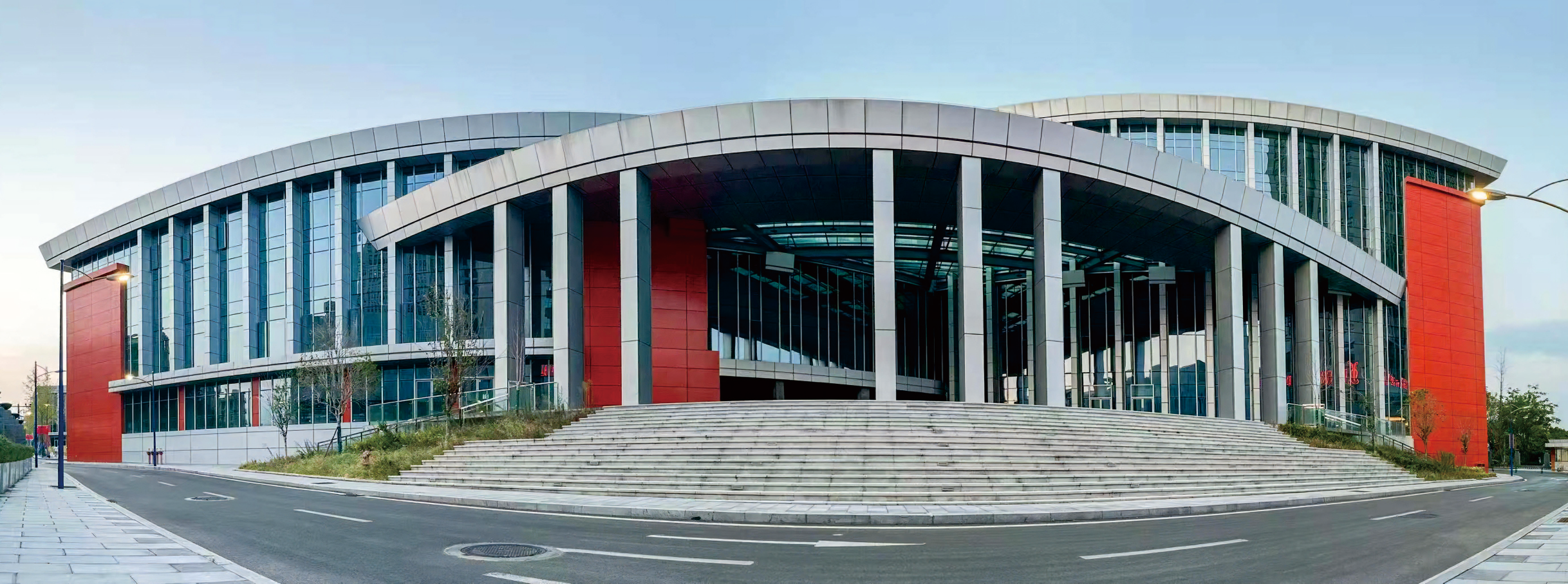 西南政法大学(中监协全国100家满意度企业)